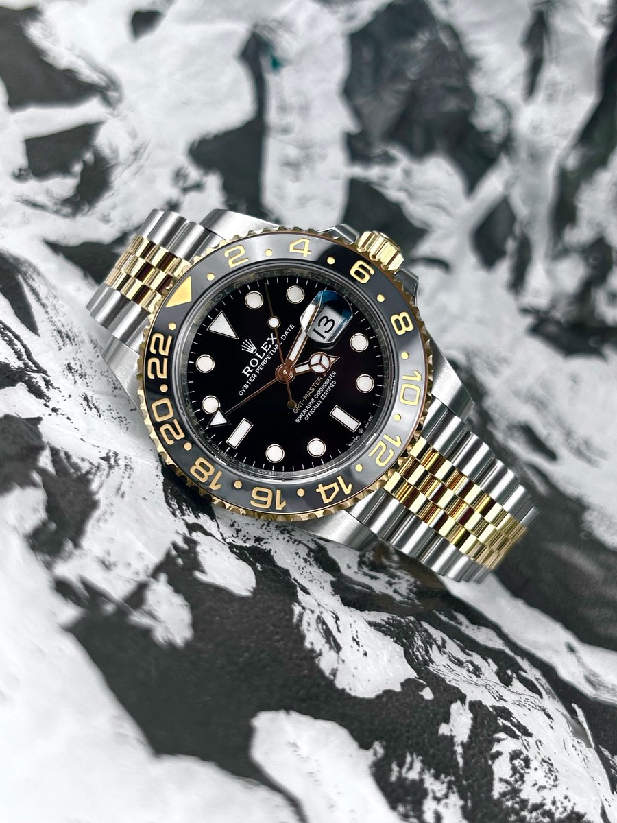 GmgWatches's tweet photo. 𝐑𝐨𝐥𝐞𝐱 𝐆𝐌𝐓-𝐌𝐚𝐬𝐭𝐞𝐫 𝐈𝐈 - 𝟏𝟐𝟔𝟕𝟏𝟑𝐆𝐑𝐍𝐑 💛🖤

Steel &amp; Yellow Gold Jubilee - 2023.

- £16,750 ✅ https://t.co/gPy7v3DQGd