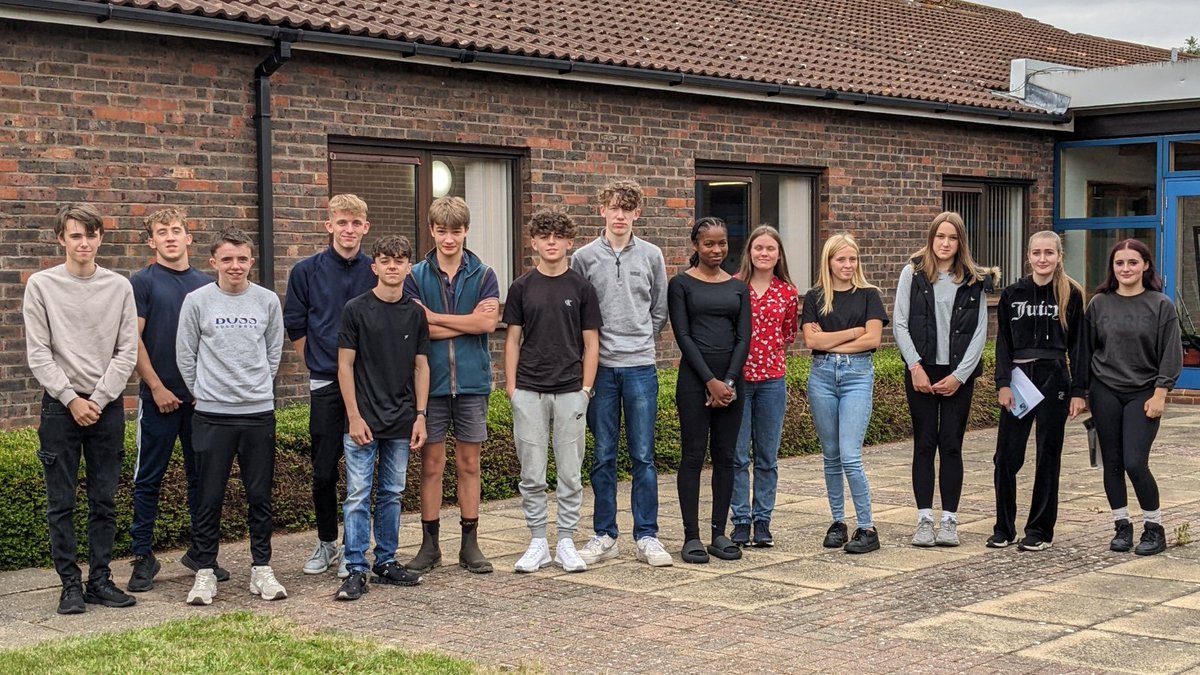 BRSNewmarket's tweet image. We're so excited to have welcomed THREE new Foundation Course intakes to the School over the last few weeks. 

Yesterday saw the arrival of the newest group of students, course 374, who are set to be at BRS for 17 weeks. 

Good luck to all of them!🍀

#students #horseracing