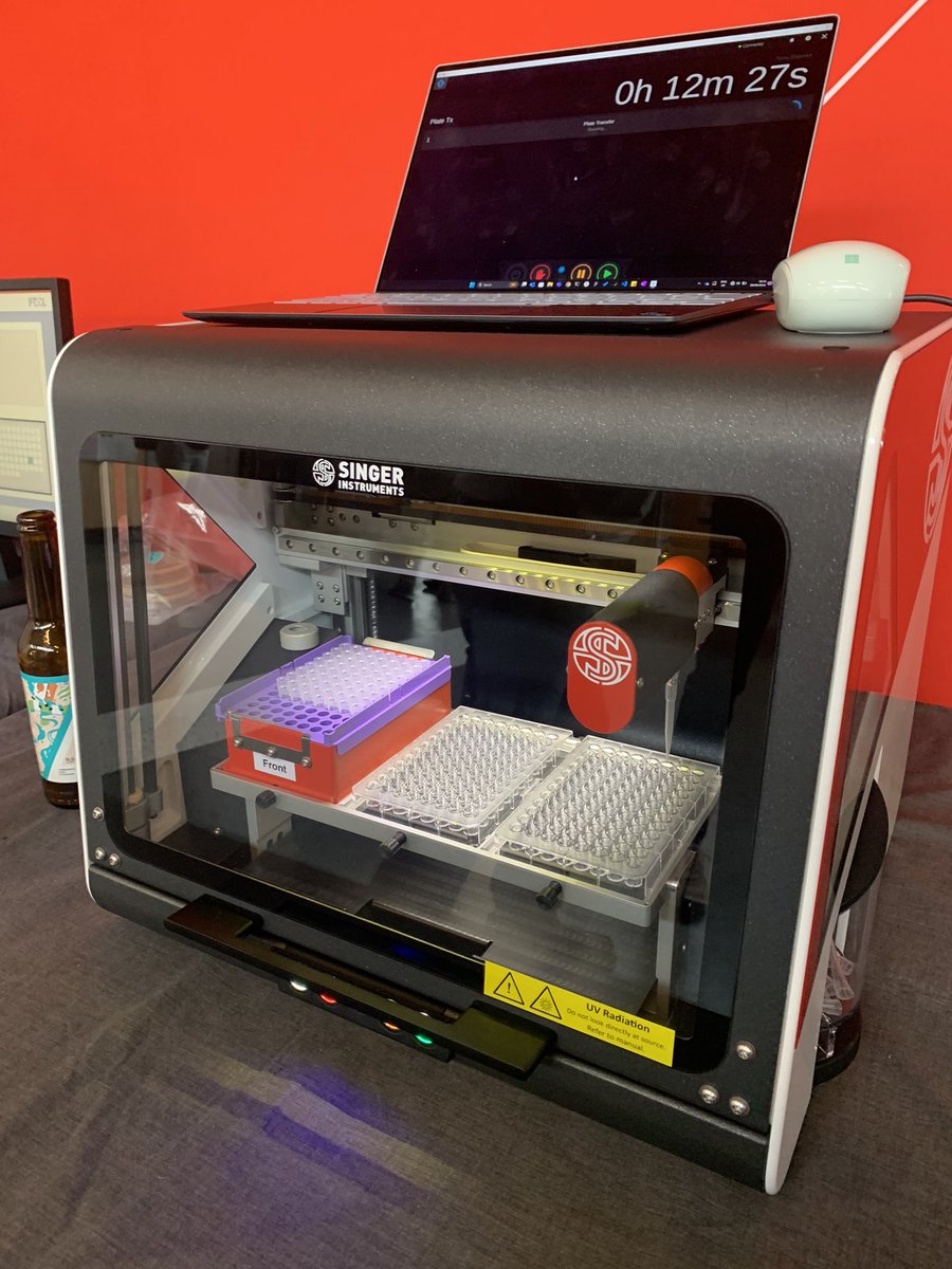 ProfTomEllis's tweet photo. Singer weren’t joking when they said they’re releasing a small benchtop size liquid handling robot @SingerInst - we’ve got bigger microwaves in my lab https://t.co/BNOy386rIY