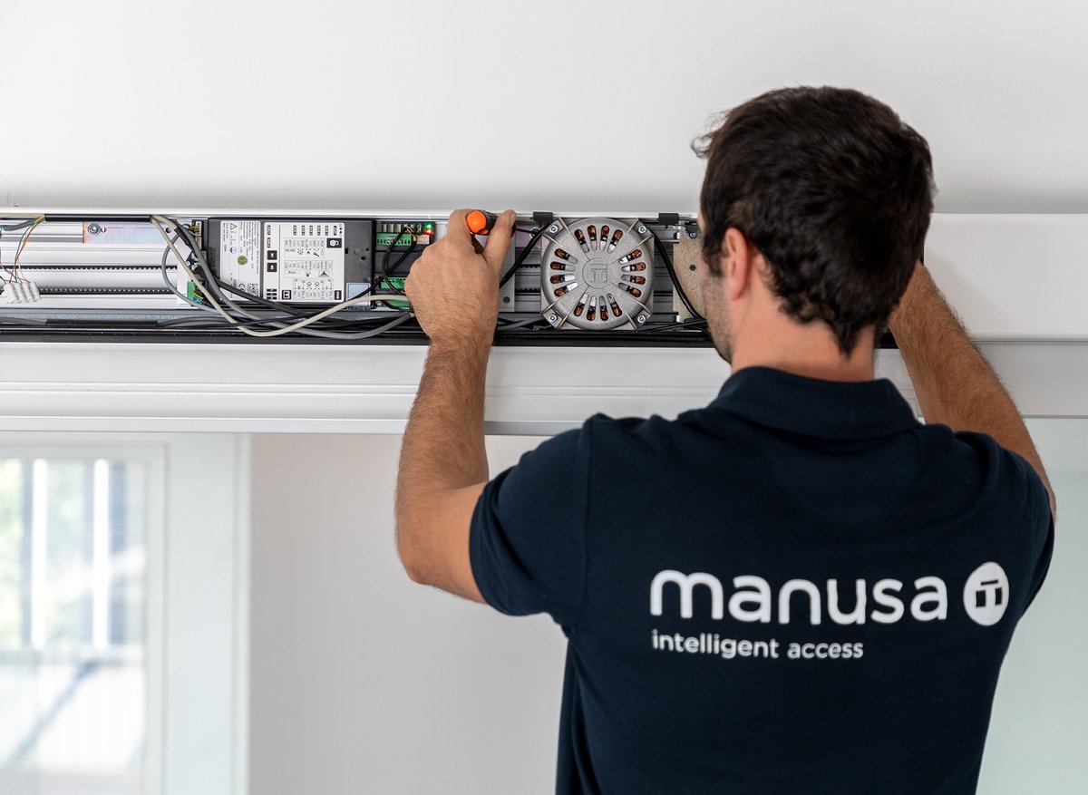 Manusa_co's tweet image. 🔧 At @Manusa_co, we provide a #technicalservice available 24 hours a day, 365 days a year, in order to offer uninterrupted assistance.

👉 manusa.com/en/services/te…

1/2