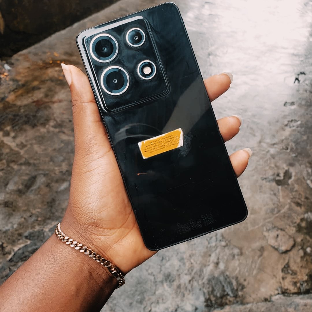 iwale_lucky's tweet image. It's been 7 months with Infinix Note 30 VIP - an incredible journey from launch to now. I started as a beta tester and now I've received the Note 30 VIP as a gift, a true masterpiece. Grateful to Infinix team, we made it better together. Exciting times!
 #InfinixNote30VIP