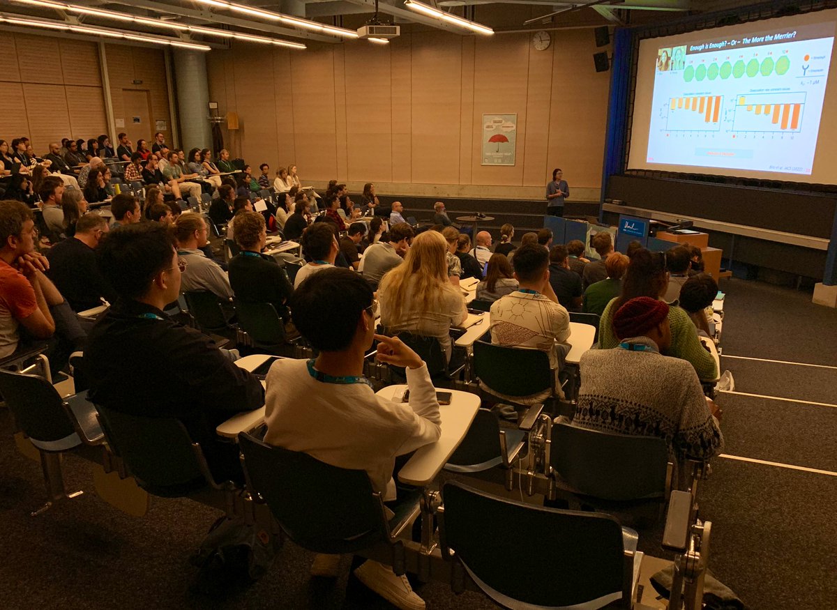 ProfTomEllis's tweet photo. Maartje Bastings from EPFL presenting amazing work on protein multivalency for biomaterials #swissuksynbio https://t.co/ZyHQZl07nL
