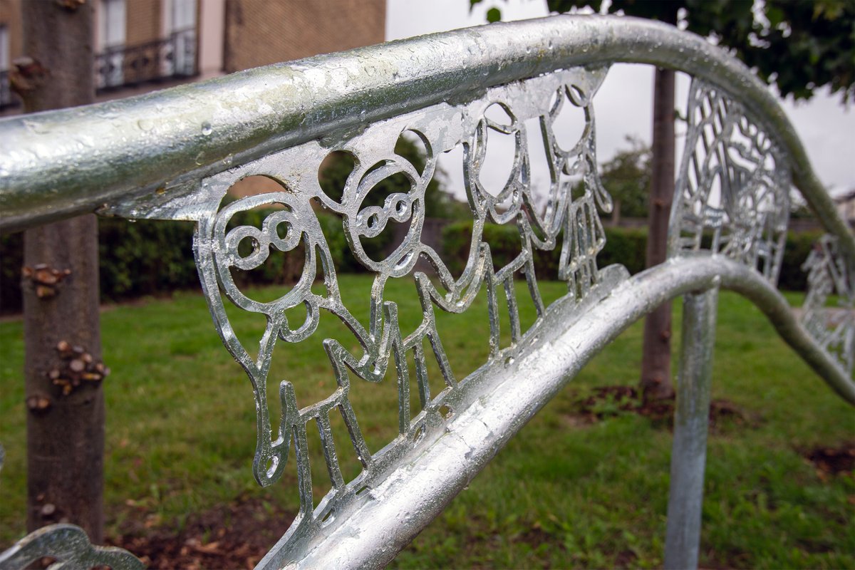 EnfieldCouncil's tweet photo. A new memorial garden to remember Enfield residents who lost their lives or were affected during the COVID-19 pandemic was unveiled in #Edmonton Green. The opening recognised the tireless work of staff in #NHS, council and voluntary sectors: https://t.co/CWe1jJOTs3 #SaferEnfield https://t.co/2av9nPacki
