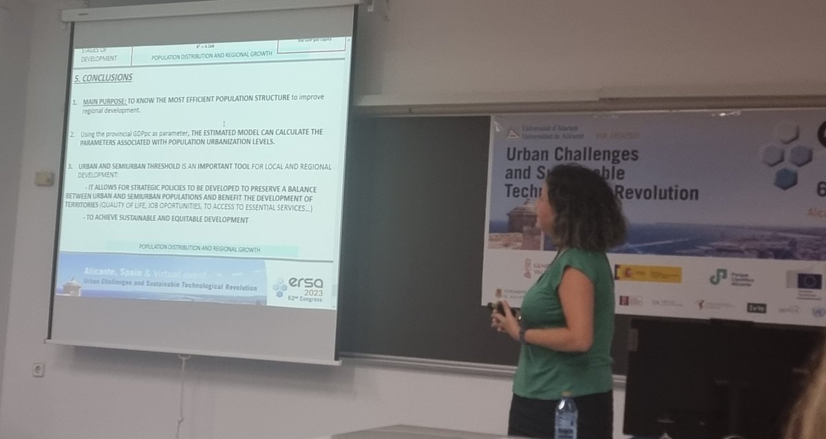 "Population distribution and regional growth" great findings shared by the researchers Yolanda de Llanos Mancha, Luisa Alamá-Sabater and Miguel Ángel Márquez #UA_ERSA2023  <a href="/ERSA_org/">ERSA</a>
