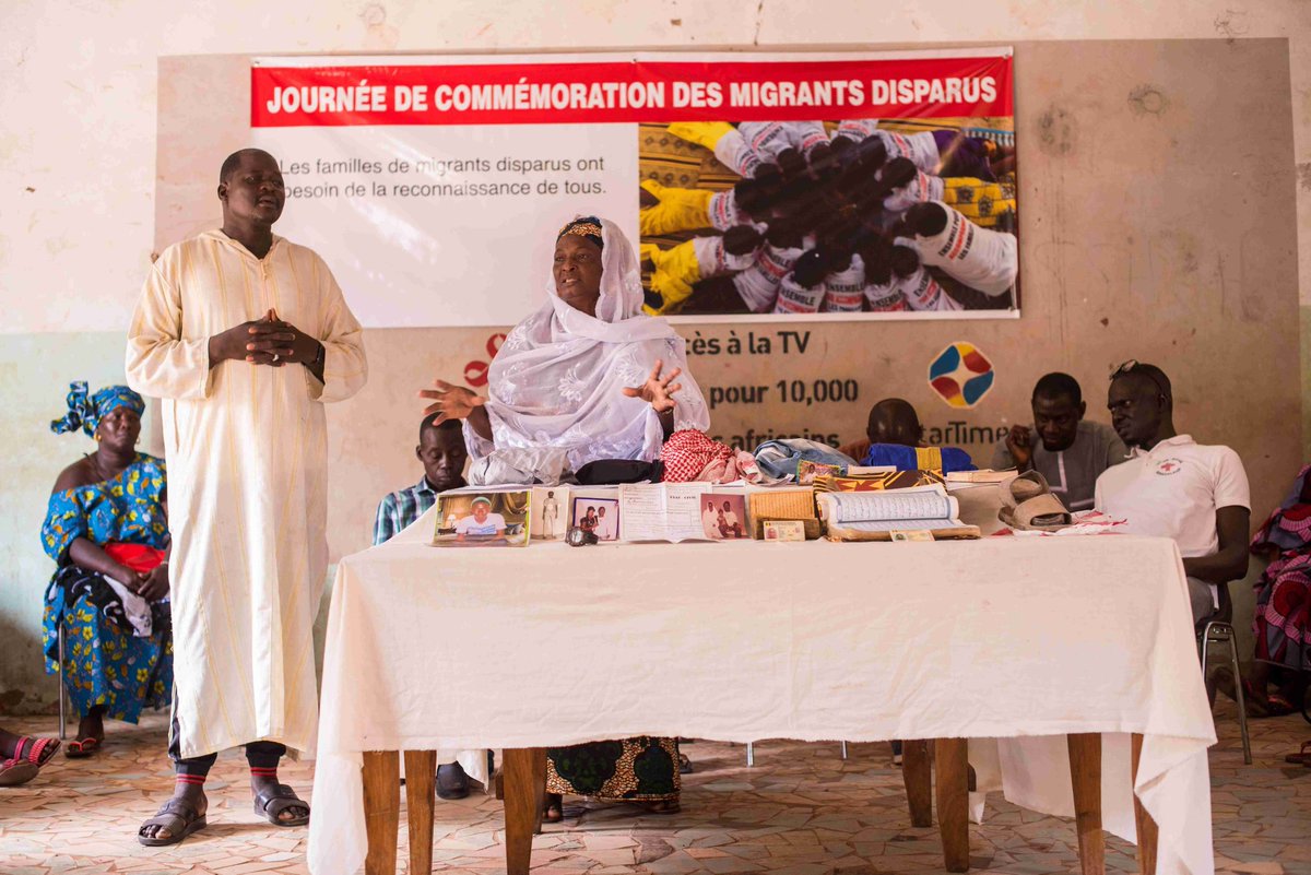 Val_Bernasconi's tweet photo. Aujourd'hui, c’est la #journéedesdisparus.

Partout dans le monde, nous sommes aux côtés des familles de personnes disparues pour les aider à savoir ce qu’il est advenu de leurs bien-aimés.

@CICR_Afrique @CSenegalaise #kebetu https://t.co/ttWNdaaEM8