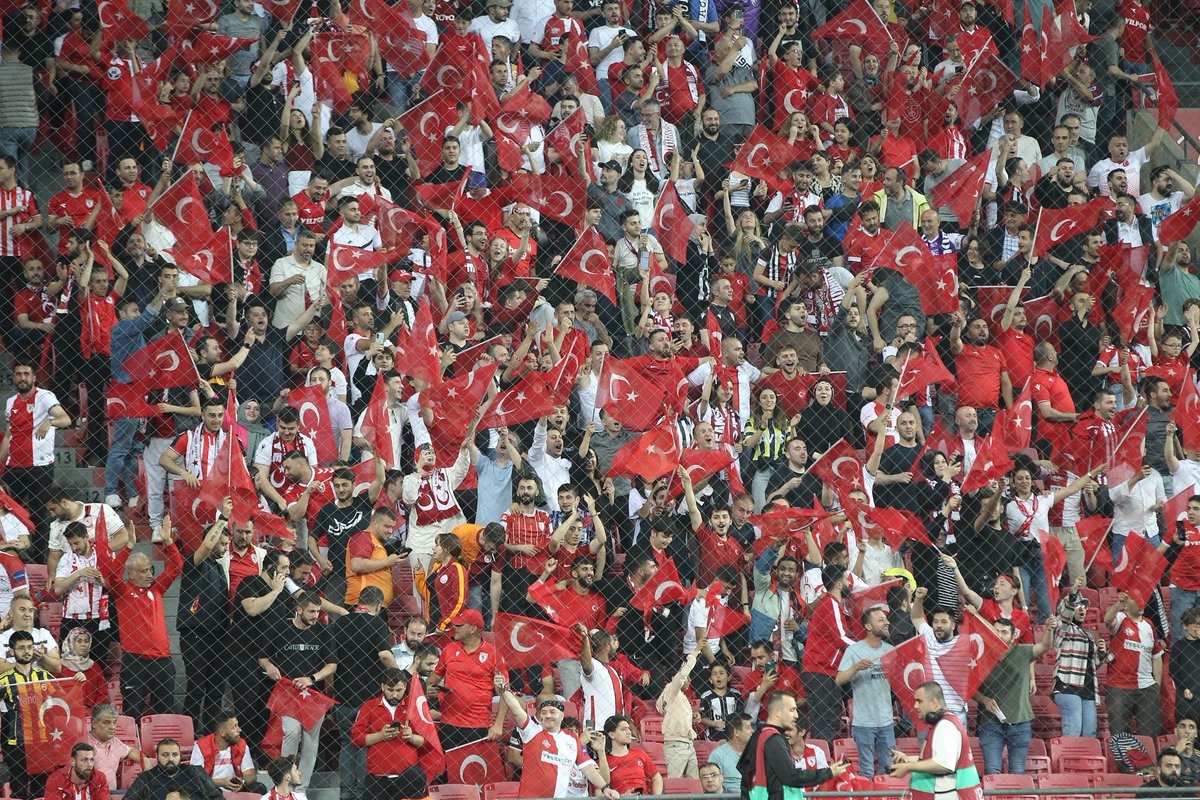 MilliTakimlar's tweet photo. A Millî Takımımızın 12 Eylül 2023 Salı günü Japonya ile Belçika'nın Genk kentindeki Cegeka Arena'da oynayacağı özel müsabakanın biletlerinin satışı devam ediyor. 

Müsabakayı izlemek isteyen taraftarlar Belçika'nın KRC Genk kulübünün internet sitesi üzerinden bilet satın alabilecekler. 

Bilet satın almak için 👉 https://t.co/EIiEARdAW1