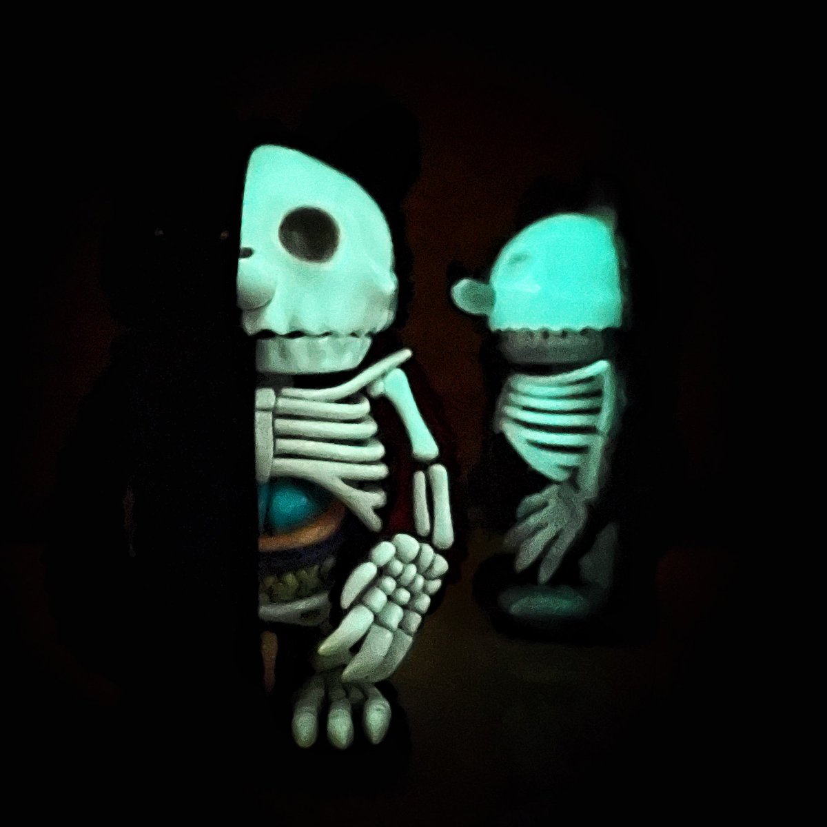 wilson1980's tweet photo. JASON FREENY × INSTINCTOY
ANATOMICAL MUCKEY 4th Color “Charcoal Black”
Anatomical Muckey "X-RAY" (G.I.D.)

@INSTINCTOY 
@gummifetus https://t.co/mJgvc3zVKr