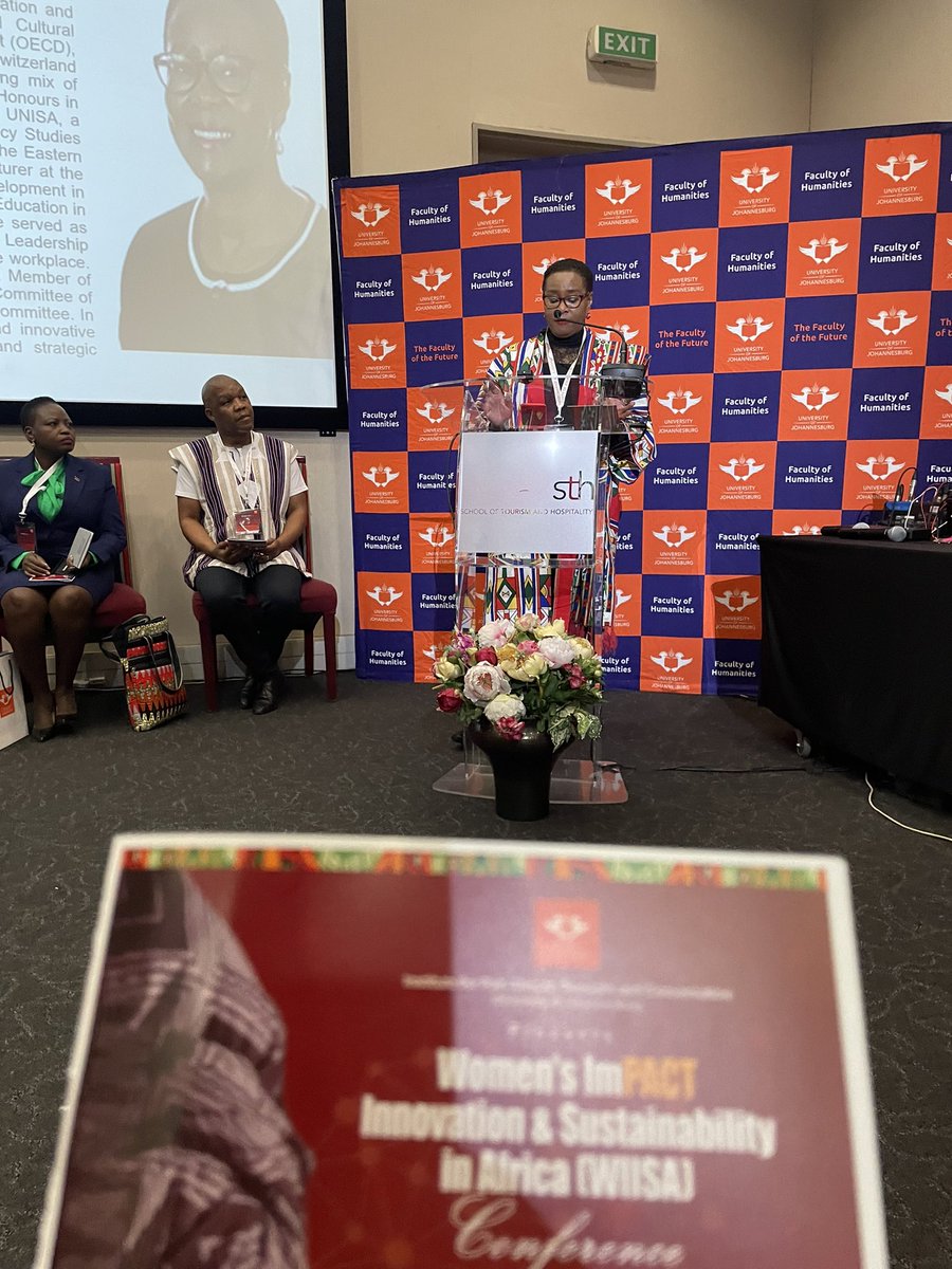 Alexnunn1's tweet photo. Dr Vukuza Nolitha welcoming everyone to #WIISA conference @go2uj @ujipatc what a way to start!!! @LeedsTrinity @LTUresearch so proud to be hear and partners in this inspirational event. https://t.co/in1hcr09rJ