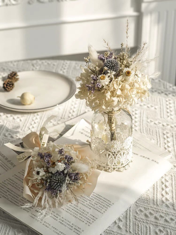 some romantic arrangement！
#driedflowers
#preservedflowers