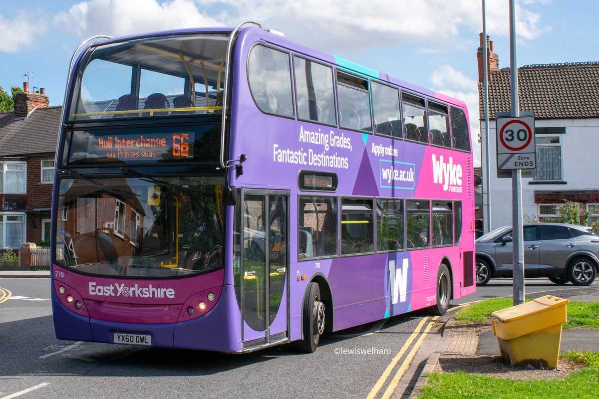 🚍TRANSPORT INFORMATION🚍
Our extensive transport is banded in price zones. All this information and timetables for all our routes is available at wyke.ac.uk/applicant-info…
#WeAreWyke #Enrolment2023 #Transport