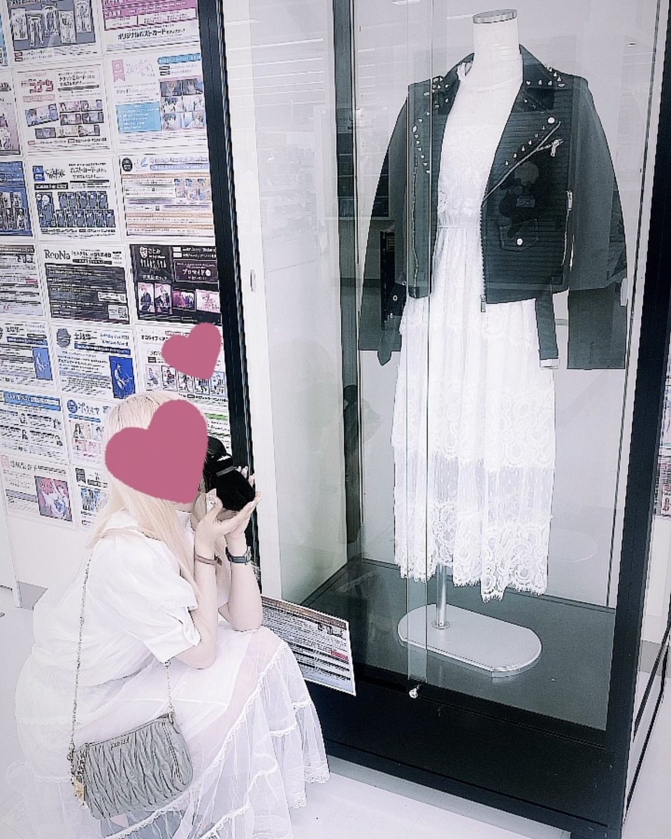anhappy_1224's tweet photo. アニメイト池袋本店…🐾

足跡巡りをしにいきました。
大好きな人達とも偶然ばったり
会えてとても嬉しかった一日…

だったのですが、
怪物くんを帰りに
無くしてしまいました…( ；꒳​； )
池袋付近でお見かけした方は
当方にぜひ御連絡お願いします…
大事な子です…。

 #ReoNa5th 
 #ReoNa https://t.co/aFb9vPxyf8