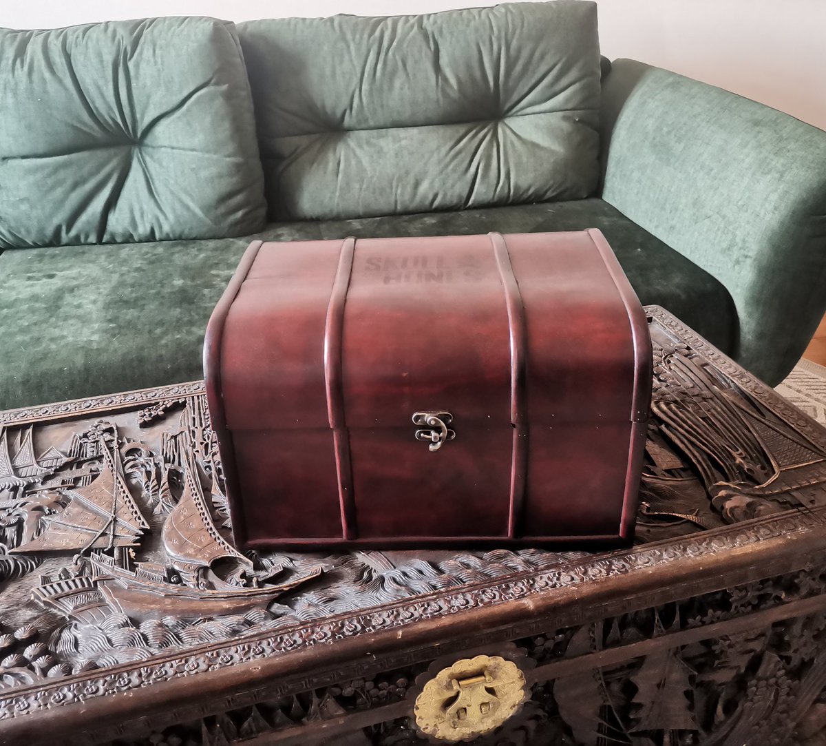 Thank you so much for this amazing gift and allowing me to be part of the Keepers of the Code <a href="/skullnbonesgame/">Skull and Bones</a> <a href="/cpt_Aodh/">Alexis Cretton</a>
Looking forward to the countless of hours arguing and writing with all the Insiders that are still yet to come. ❤️