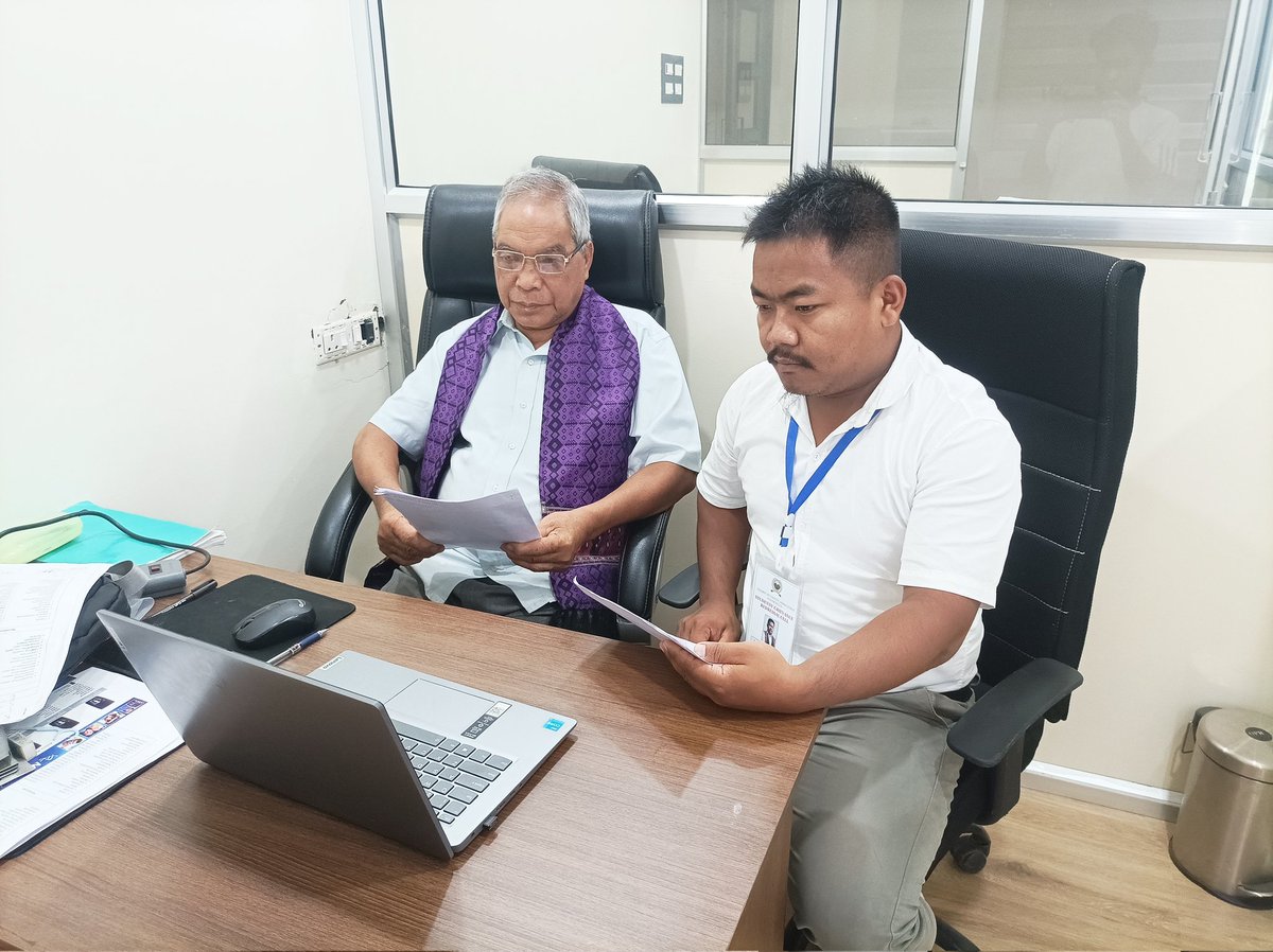 Thadou_TLF's tweet photo. Phat sotpi ana kibol talou "Thadou Class" chu athah beh in akipan kit tan ahi. Hiche hi Melbourne Thadou Baptist Church (MTBC) hon chapang hon Thadou pao ahetdiu khohsahna puma Thadou Linguistic Forum ho ahilsah-u ahi.

Chapang hon pao hetbenan nei taohen! https://t.co/ERsttbTBdd
