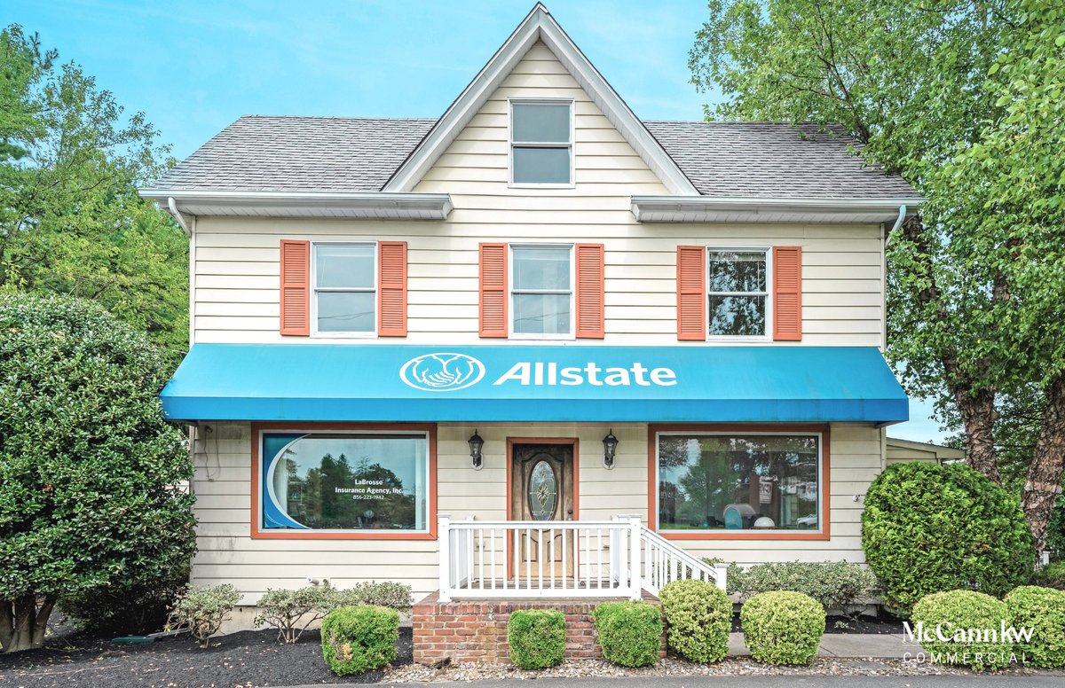 McCannCRE's tweet image. FOR SALE📍531 Mullica Hill Rd, Mullica Hill, NJ 08062

The building is 2,564 SF and on a high-traffic count intersection. The building is zoned C1 and can be used as an office or retail site.

Contact @SteveHanscomCRE for details.

#NJCRE #NJRealEstate #GloucesterNJ #NJOfficeSale