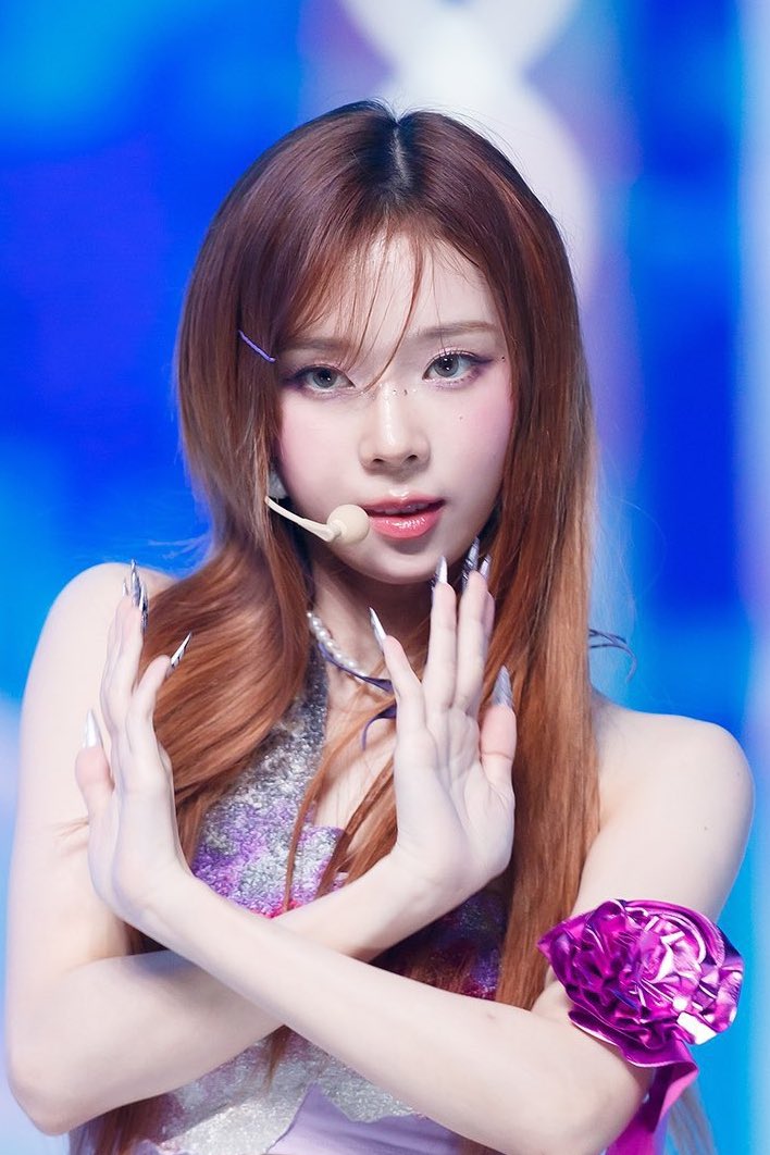 her face card game is too strong