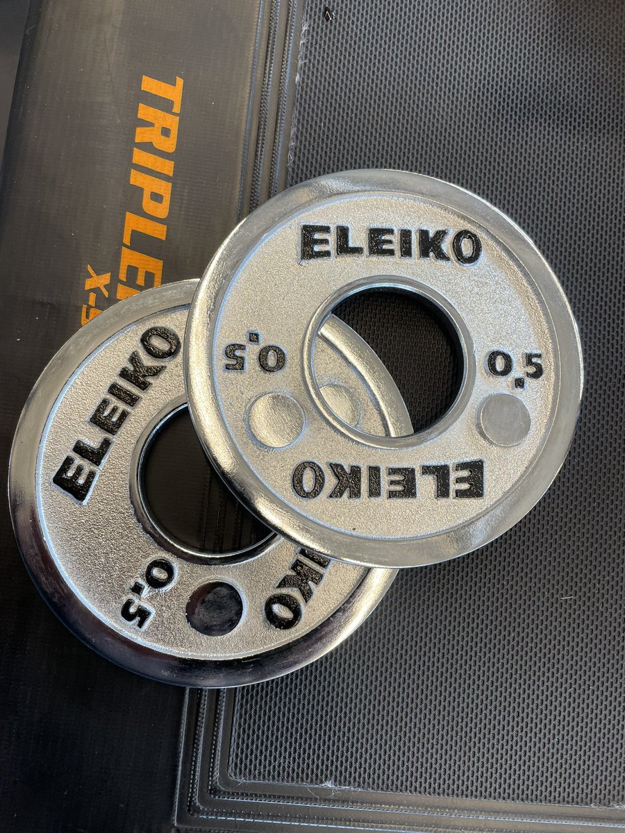 thepeterlang's tweet image. If you don’t bring your own weights to the gym, are you even dedicated. #incrementalweights #smallstepstowardsbigthings
#gameofinches