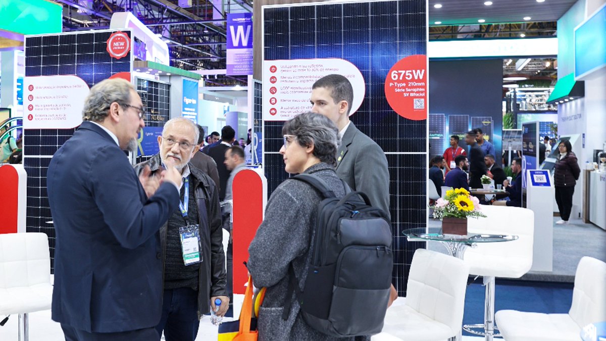 Seraphim_Energy's tweet photo. Our first day in #InterSolarSouthAmerica was a great success! We are thrilled to share these pictures with you all!🙌

#Seraphimenergy #exhibition #TOPCon #solar #module #Brazil https://t.co/iXGNj0pRLG