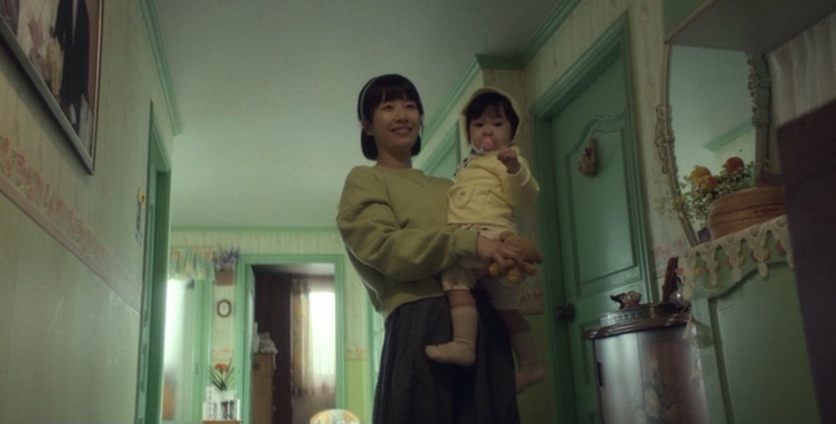 gyjfilms's tweet photo. all they wanted was a normal life raising their kids they deserved to have that life #MovingEp12 #MovingEp13 https://t.co/YpaTrkMgIF