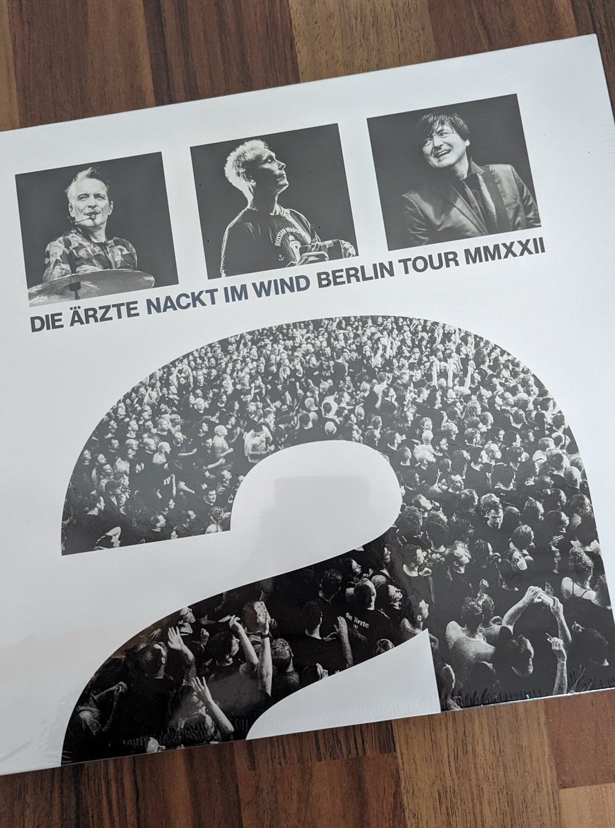 ryback89's tweet photo. Die Ärzte auuuuus Berlin in Berlin 2022! #NacktimWind #Berlin #MMXXII https://t.co/fAwUwTFFD3