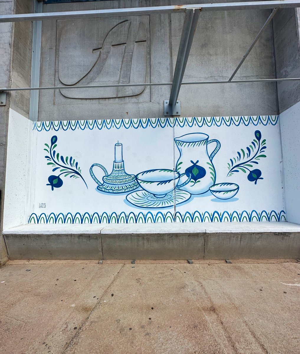 pateandogranada's tweet photo. Hay graffitis bonitos y luego está este 
📍 La Chana https://t.co/0ICjEuoYTg