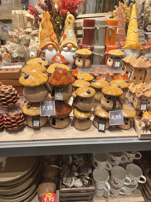the basic bitch in me foams at the mouth (good) when i see gourds and mushrooms as decor but much of