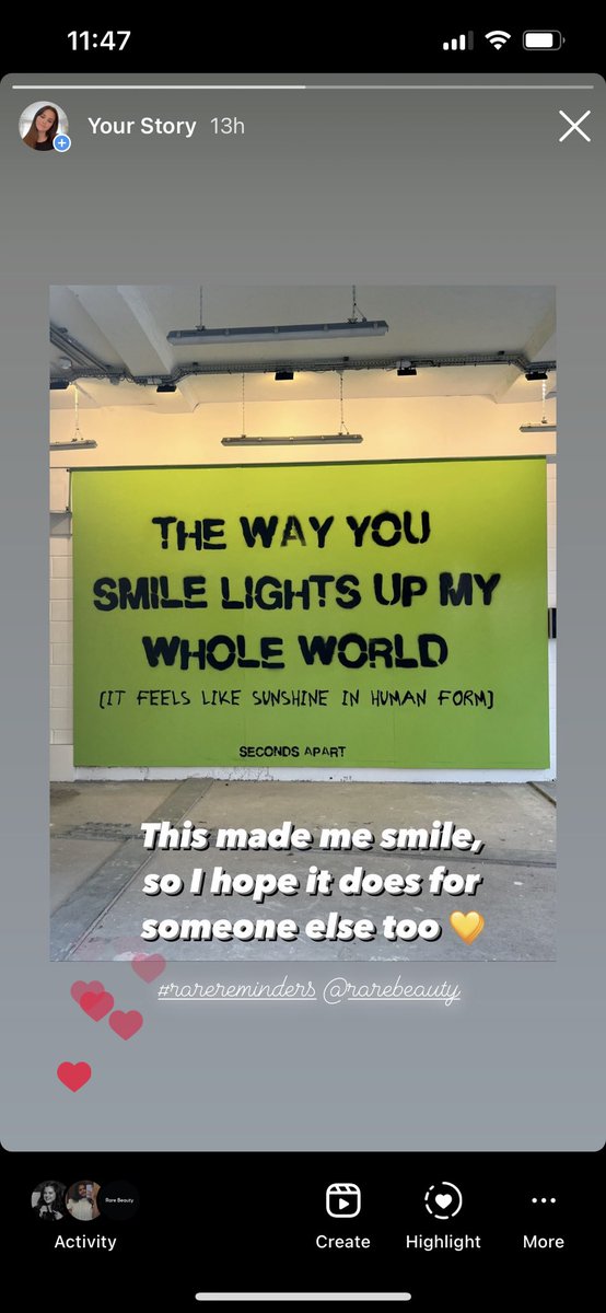 liedtoselena's tweet image. Selena and I posting #rarereminders around the same time 💛