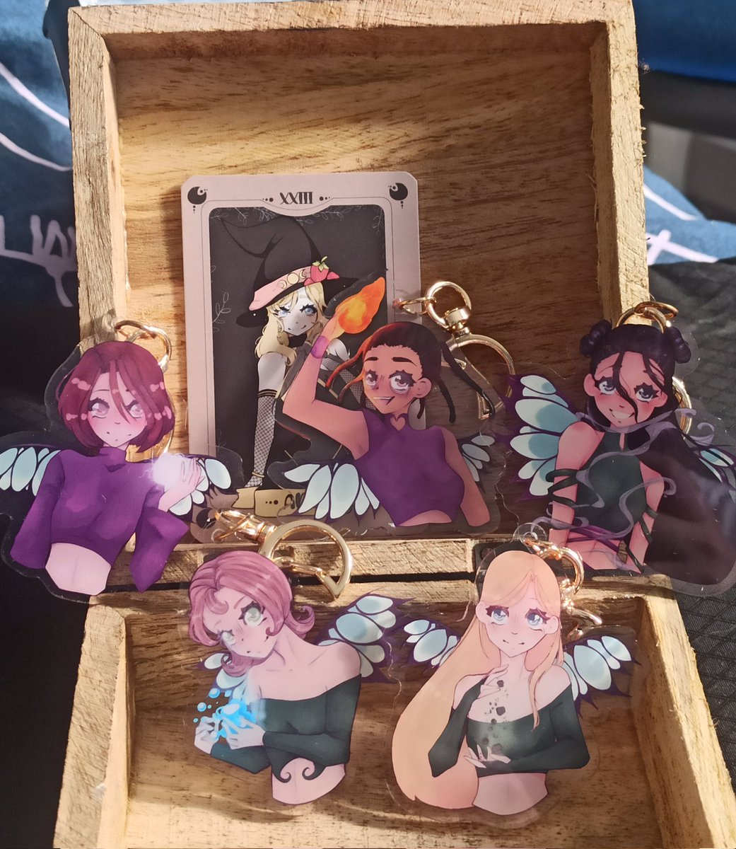 AdslsDrawings's tweet photo. ♥️ LES CHARMS ♥️
8€ L'UNITÉ
3 POUR 20€

• WITCH
Will (⚠️ 1 seule restante), Taranee, Hay-Lin, Irma, Cornelia
• ARCANE
Caitlyn, Vi, Jinx
Ekko, Viktor
• WEDNESDAY
Wednesday, Ennid https://t.co/fOr7WT39Ke