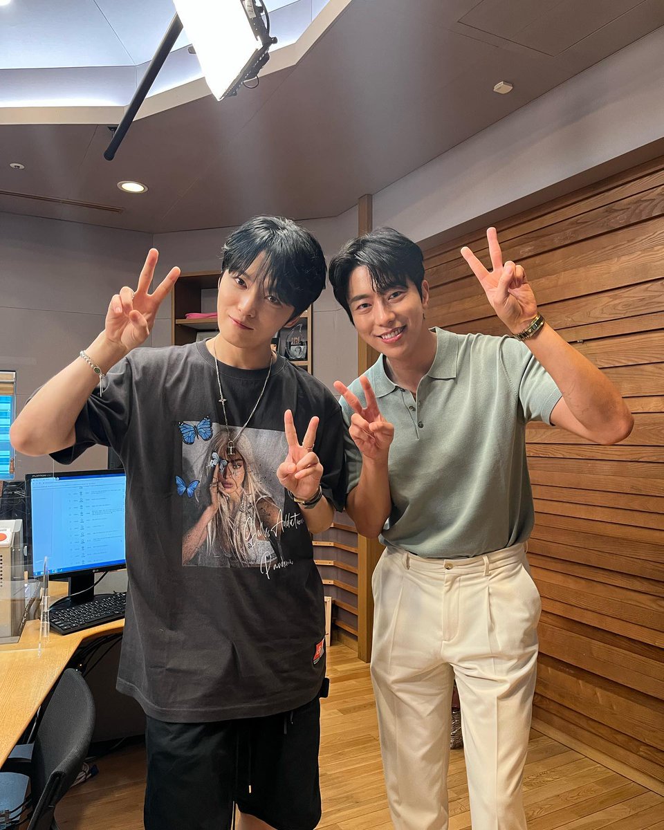 [mbc_4oclock] 그동안 몰랐던 진솔한 이야기,센스 넘치는 추천곡 감사드리구요! #영화 <가문의 영광:리턴즈> 모든걸 내려놓았다는 코믹연기 대박나시길...