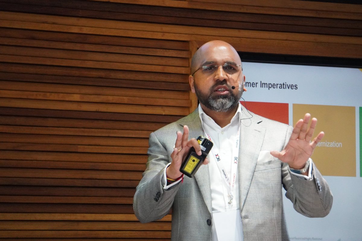 ITWeb's tweet photo. Recap: ITWeb, BCX, and Oracle  Accelerate organisational innovation held on August 29, at The Venue Greenpark, Sandton. Attendees delved into discussions on driving tangible business growth through innovation. 
https://t.co/kw7oyKaILX 
#itwebevents @BCXworld @Oracle_Africa https://t.co/Gxazy6HPnf