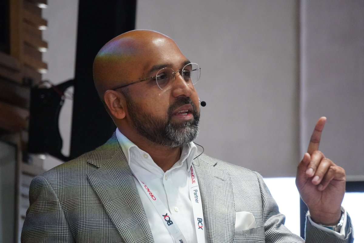 ITWeb's tweet photo. Recap: ITWeb, BCX, and Oracle  Accelerate organisational innovation held on August 29, at The Venue Greenpark, Sandton. Attendees delved into discussions on driving tangible business growth through innovation. 
https://t.co/kw7oyKaILX 
#itwebevents @BCXworld @Oracle_Africa https://t.co/Gxazy6HPnf