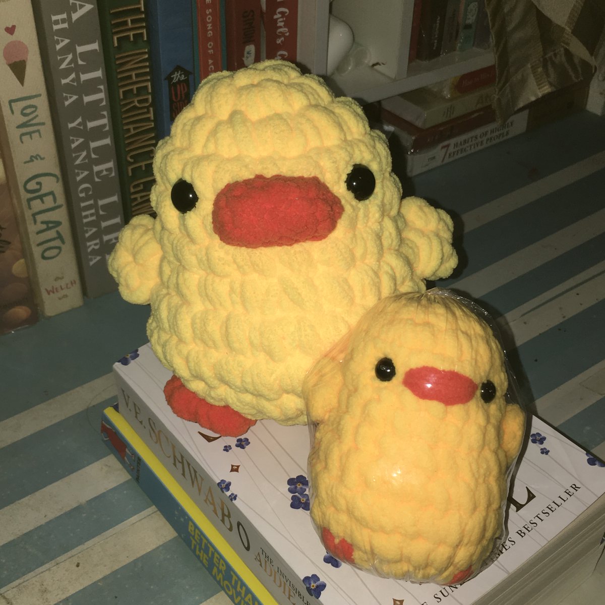 ryejiscart's tweet photo. bump ! BIGGER DUCK AVAILABLE ^^

             crochet amigurumi keychains !
             80 ea + pf &amp; sf ( pre order )

🖇 . . . wts lfb ph doll duck bear cute yarn kpop enhypen txt bts itzy new jeans svt seventeen twice blackpink bp aespa nct dream 127 wayv https://t.co/gPT5jsY0OC