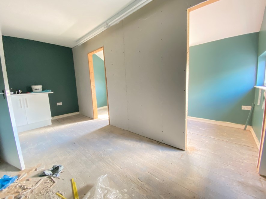 Auction House NE tweet media