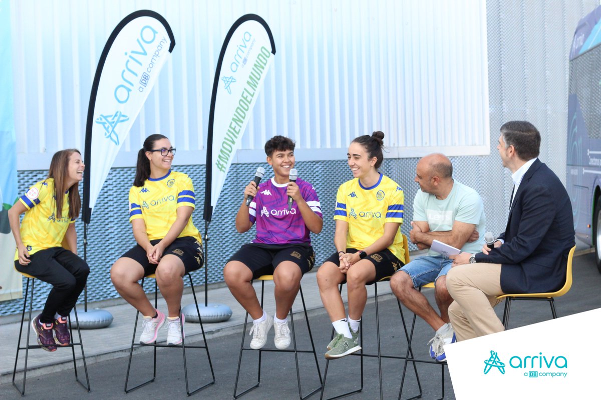 Arriva Spain | Transporte de viajeros (@spainarriva) on Twitter photo Arriva ha acogido la presentación de los nuevos fichajes del <a href="/ADAlcorconFSF/">A.D. Alcorcón F.S.F.</a> ⚽ Como patrocinador del club desde 2019, mantiene así su compromiso con la comunidad local y el impulso de la igualdad, la inclusión y el desarrollo juvenil a través del deporte. 🤝#ArrivaADAFSF Arriva ha acogido la presentación de los nuevos fichajes del <a href="/ADAlcorconFSF/">A.D. Alcorcón F.S.F.</a> ⚽ Como patrocinador del club desde 2019, mantiene así su compromiso con la comunidad local y el impulso de la igualdad, la inclusión y el desarrollo juvenil a través del deporte. 🤝#ArrivaADAFSF