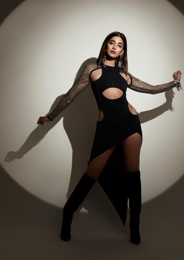 F4xlw_5W4AA1v_V?format=jpg&name=900x900