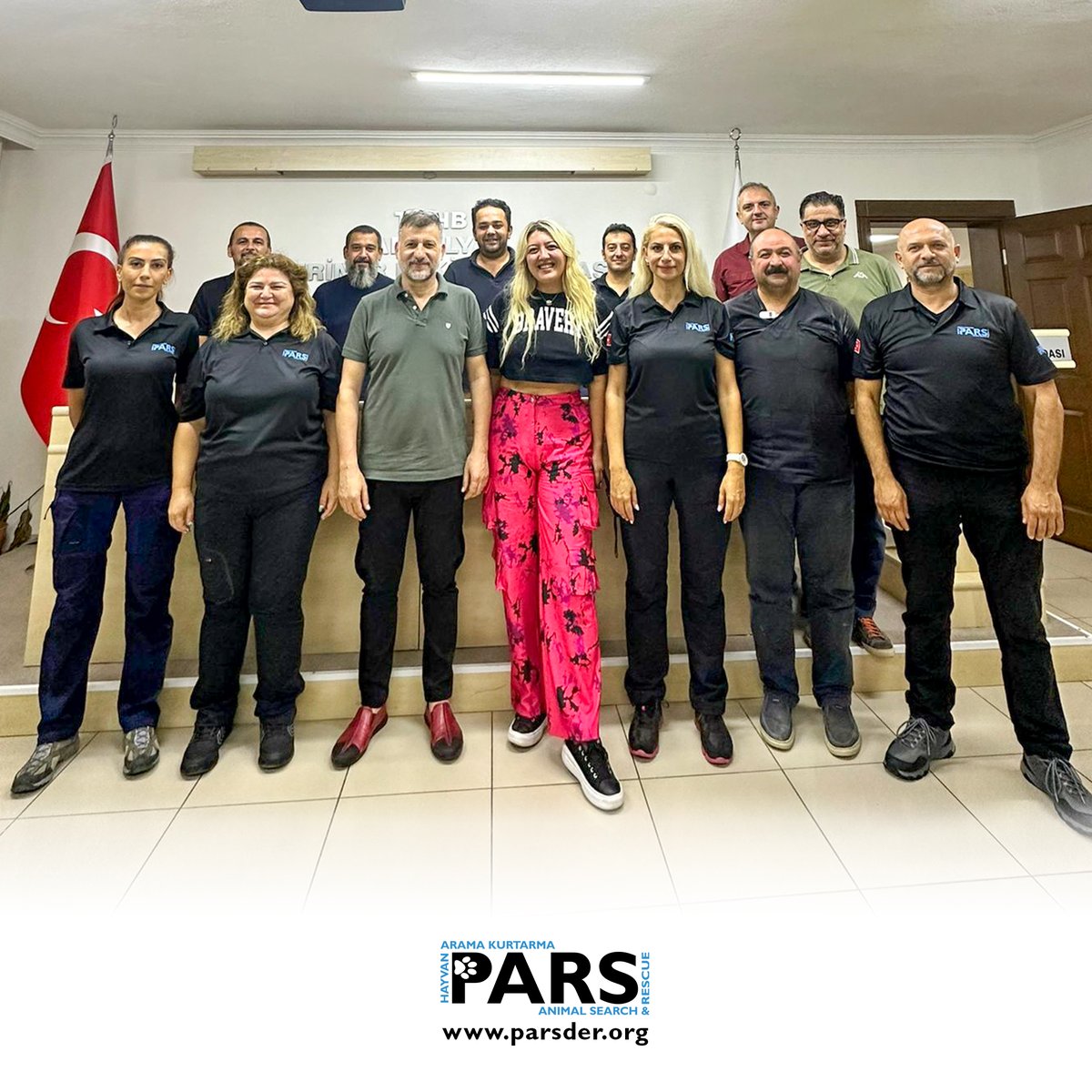parsdernegi's tweet photo. Yönetim Kurulumuz, Antalya Veterinerler Odası Yönetim Kurulu ile görüşerek beraber yapılabilecek projeler hakkında bilgi paylaşımında bulundu.
.
.
#parsdernegi #parsder #hayvanaramakurtarma #asar #animalsearchandrescue #antalyaveterinerhekimlerodası #antalyaveteriner #antalya https://t.co/AFCjy4zi9G