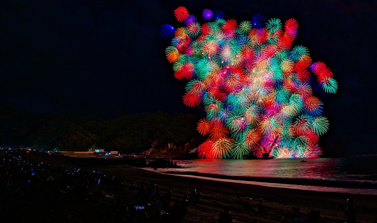 seishell1's tweet photo. 過去最高に鮮やかに彩られた夏になりました
#8月を写真4枚で振り返る https://t.co/hZzVoLv11F
