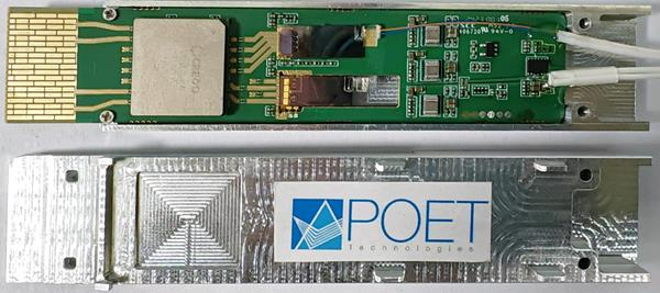 Rainer_Klute's tweet photo. Wow, @POETtech​s eigenes 400G-Transceiver-Modul ist da! Alles komplett ​in einem QSFP-DD-Gehäuse. Damit kann POET sich den Umweg über Modulhersteller sparen und direkt an Endkunden verkaufen, z. B. Betreiber großer Rechenzentren.
#Photonics #CIOE
https://t.co/r3imm85u1k https://t.co/vUFDLMZsZE