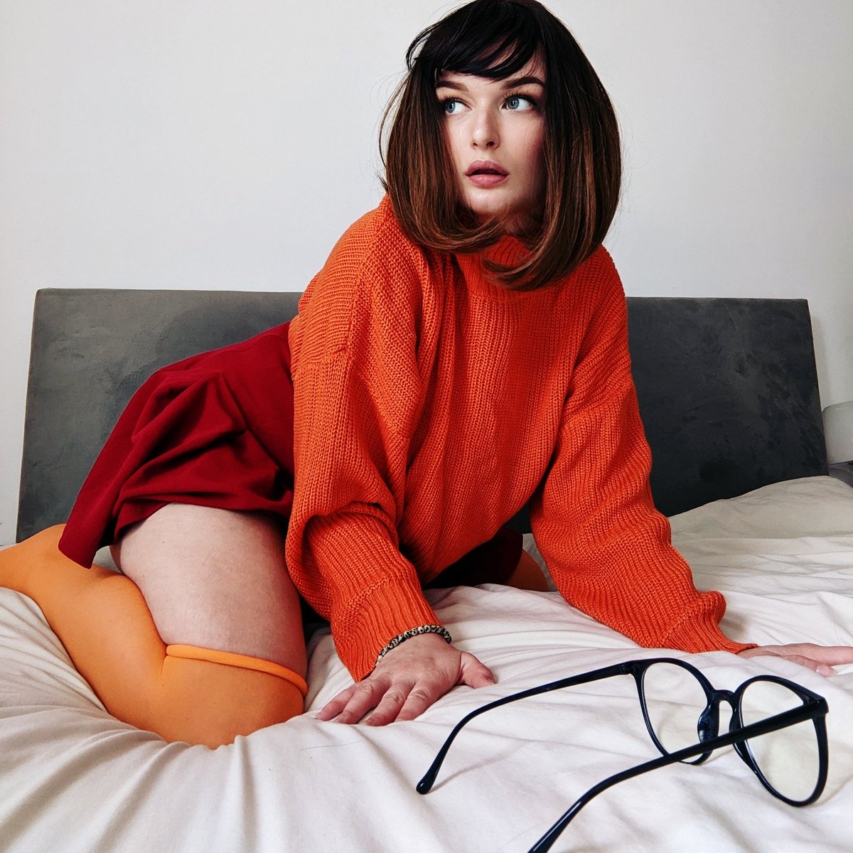 I've really got into the swing of making custom videos on <a href="/ManyVids/">ManyVids</a> recently! I'm getting so many interesting requests keeping me on my toes! 

Like/RT/comment on this post for a chance to win a FREE custom video, courteousy of MV! #ManyVidsCustoms
