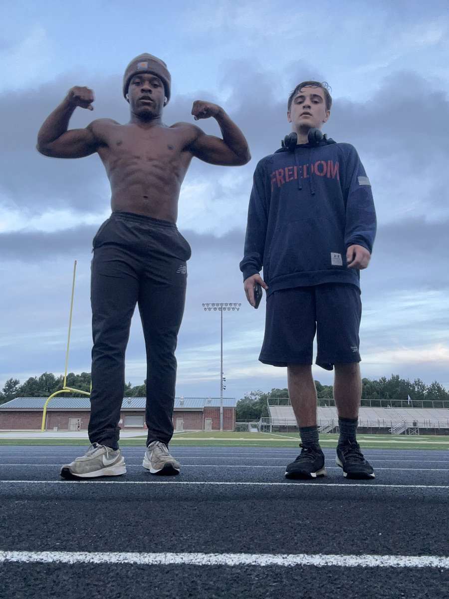 HowardJBailey's tweet image. Great 2.2 miles this morning  With Madden Boyce . Getting ready for this Wrestling season @Adairsville306 @KurtScoggins @AHSWrestling306 @GeorgiaGrappler