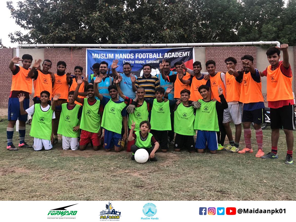 Maidaanpk01's tweet photo. "Running toward your future with an unstoppable team of youth football players behind you."
Maidaan Muslim Hands Football Academy in Chicha Watni, Punjab Pakistan
Thank You #Maidaan Project long-term partner Forward Sports.
#ForwardSports #football https://t.co/soImwE88RN