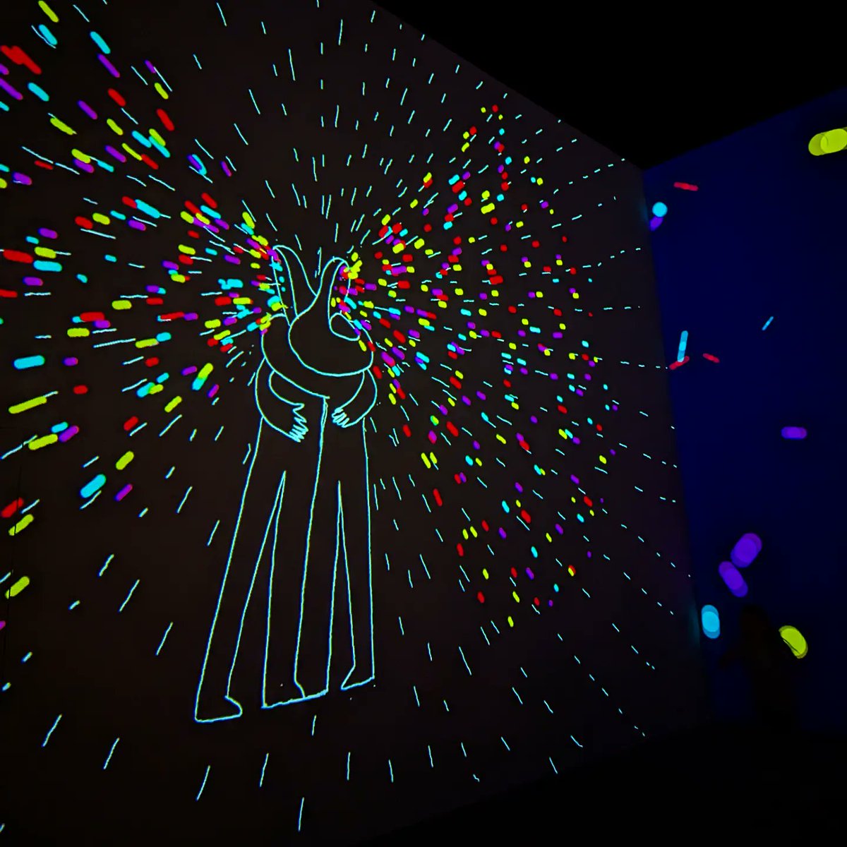 ChartersEnglish's tweet photo. Teachers from the English Dept visited the @framelessldn gallery this summer, have you? An immersive art gallery & the largest permanent multi-sensory experience in the UK, it showcases some of the worldโs greatest art works in ways you've never seen. โฅ๏ธ๐๏ธ #unityrespectexcellence https://t.co/bWzFsBoqlG