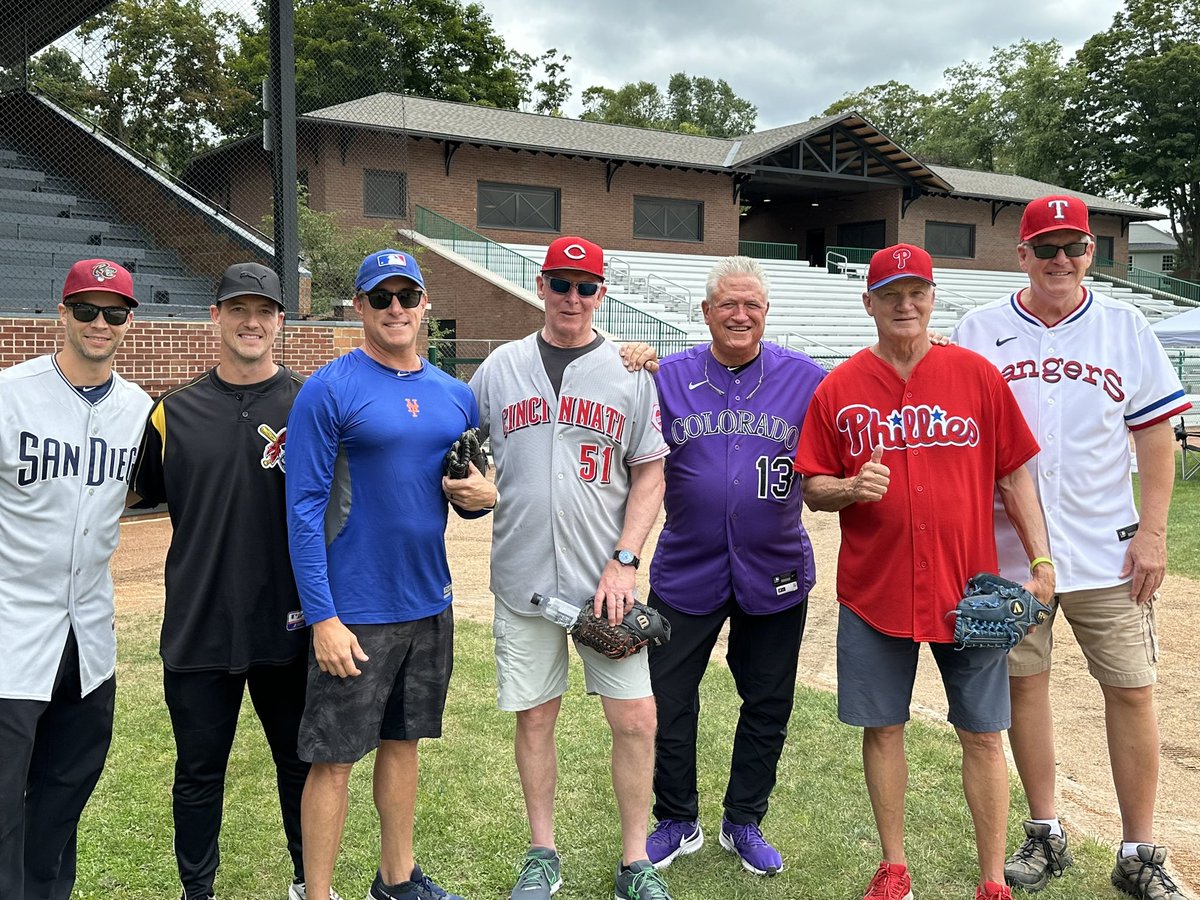 ClintHurdle13's tweet photo. Servant ship is needed today and anyone can serve. @MLBPAA in conjunction with Pathfinder Village and Doubleday Field in Cooperstown held a camp yesterday for Adults with Special Disabilities. There was a lot of infield dust in eyes during the day.
https://t.co/VZqvu9MQ6G https://t.co/hjcX1CW1PB