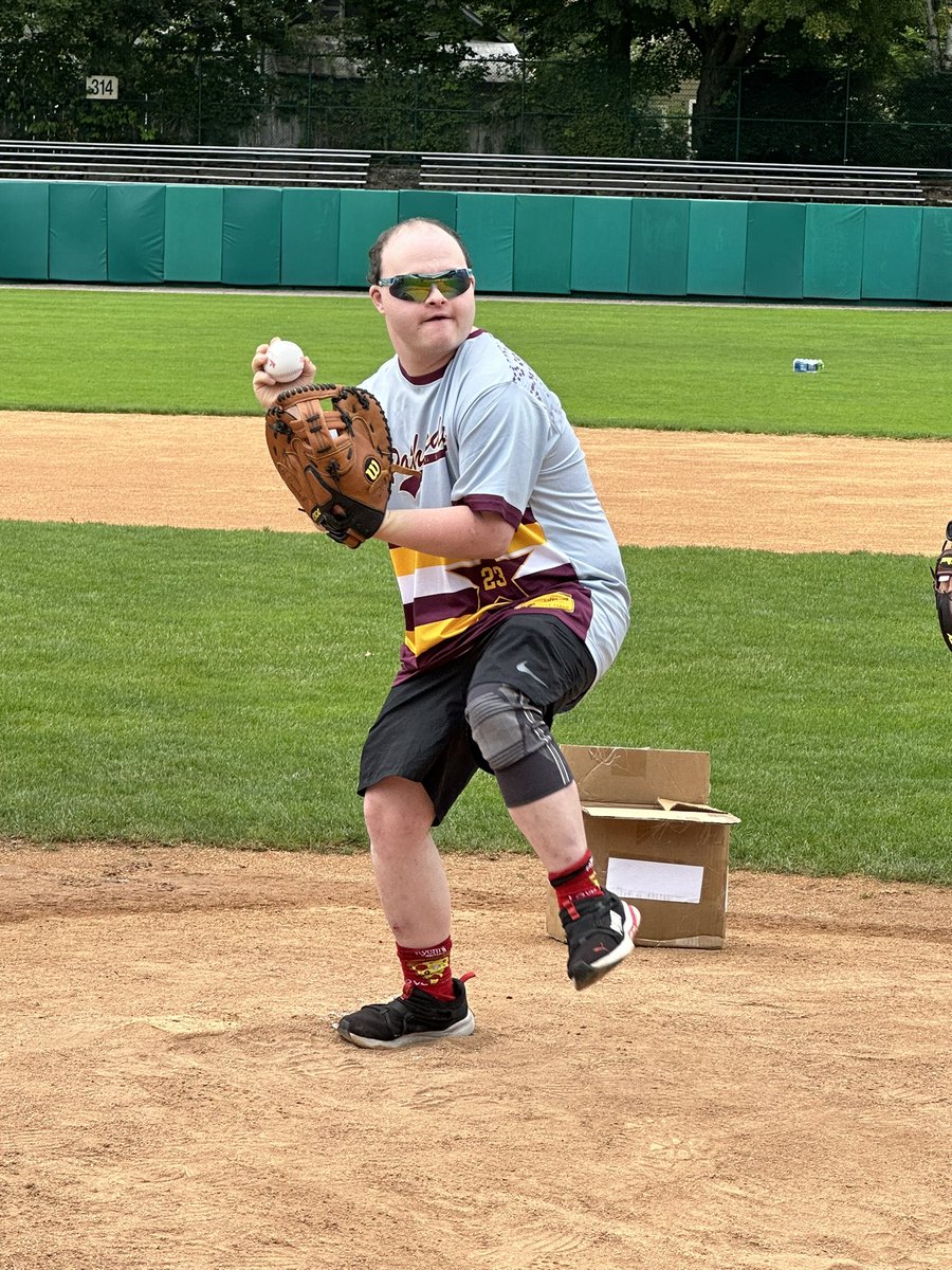 ClintHurdle13's tweet photo. Servant ship is needed today and anyone can serve. @MLBPAA in conjunction with Pathfinder Village and Doubleday Field in Cooperstown held a camp yesterday for Adults with Special Disabilities. There was a lot of infield dust in eyes during the day.
https://t.co/VZqvu9MQ6G https://t.co/hjcX1CW1PB