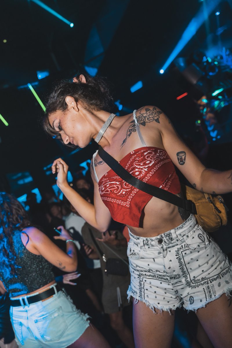 Dancefloor memories 🖤 The only place where your cares leave your mind and the music takes over… 🫶 WNDRLND are back with Belters Only for more paradisiacal magic 🪄🌴 Cheapest tickets: edenibiza.com/s-wndrlnd 🎟️📲 #EdenIbiza Merch - boohooMAN 👕 Radio Show - Flex FM UK 📡