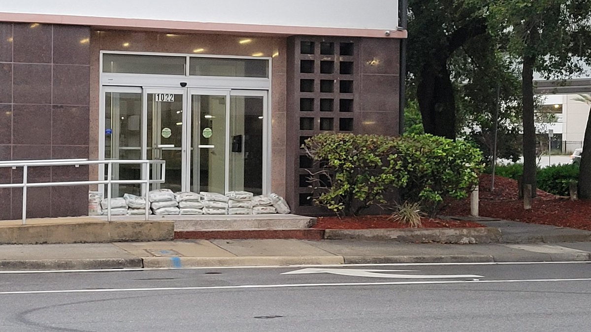 Not much rain out here yet, and certainly no high tide issues in the river, but some businesses in San Marco already if the waters rise.