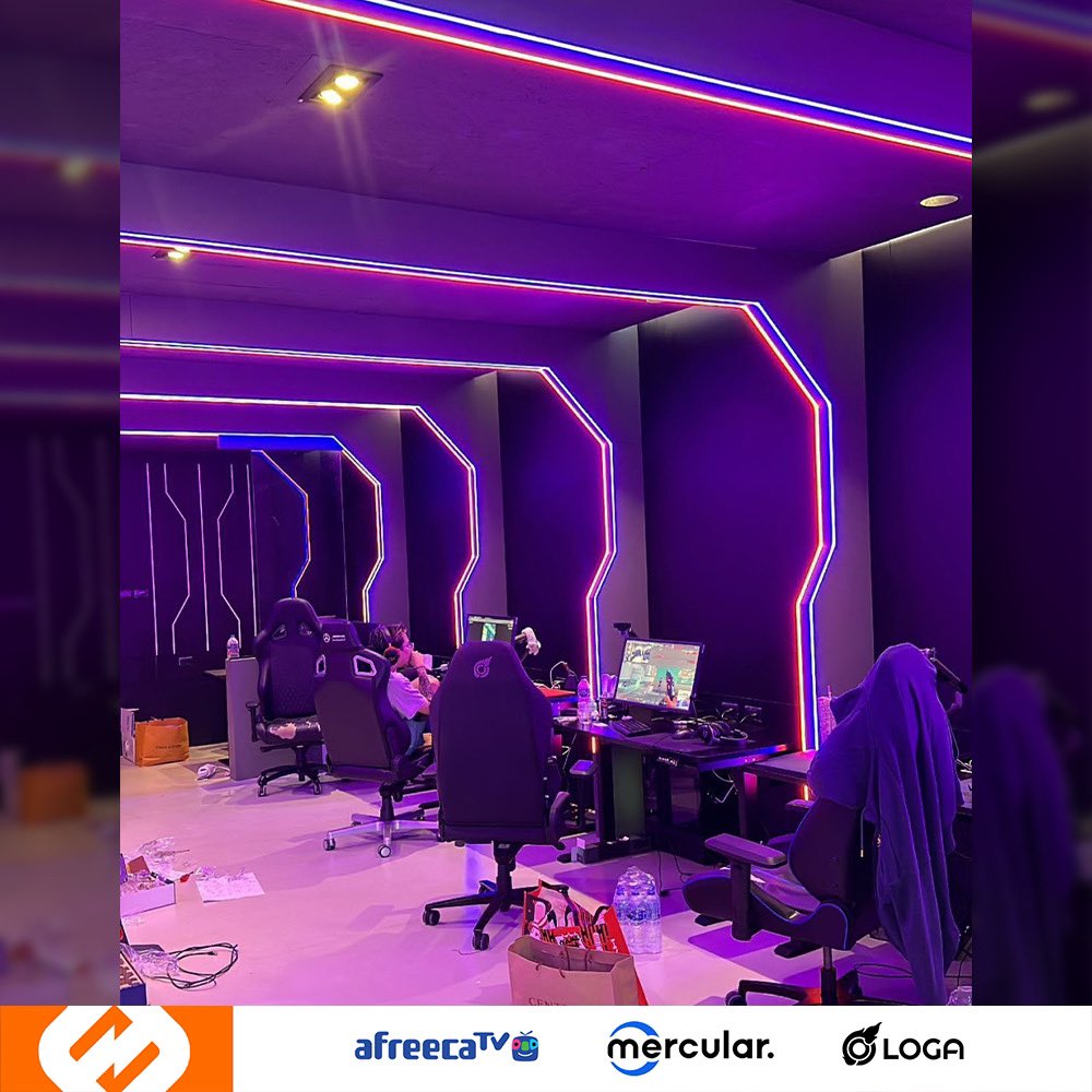 fullsense_gg's tweet photo. Our new bootcamp looks cool 🏠💪🏽
━━━━
#FULLSENSE #FSVALORANT #AFREECATV #MERCULAR #LOGA https://t.co/xe1tqe3PNb
