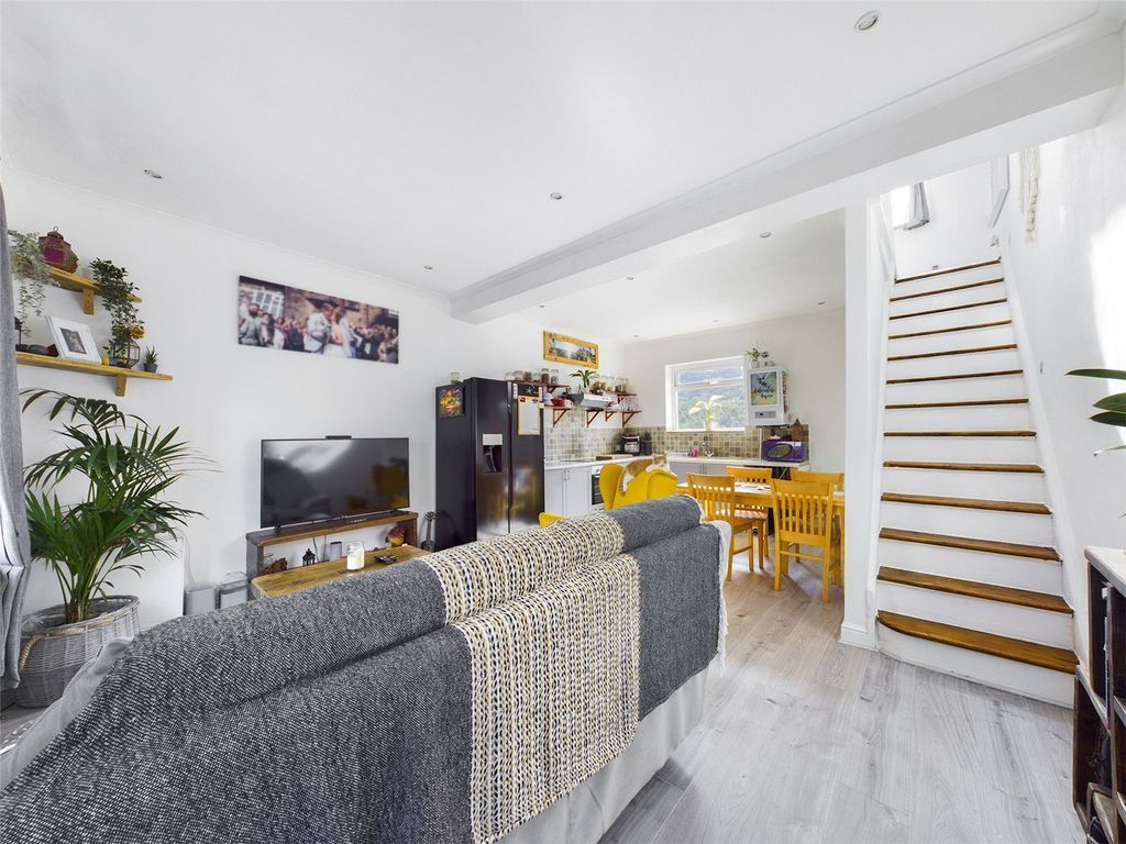 SmartLettings2's tweet image. New to market - 3 Bed Terraced House, Upper Adare Street, Pontycymer, Bridgend, £725pcm. View details: smart-lettings.co.uk/propertydet.as…