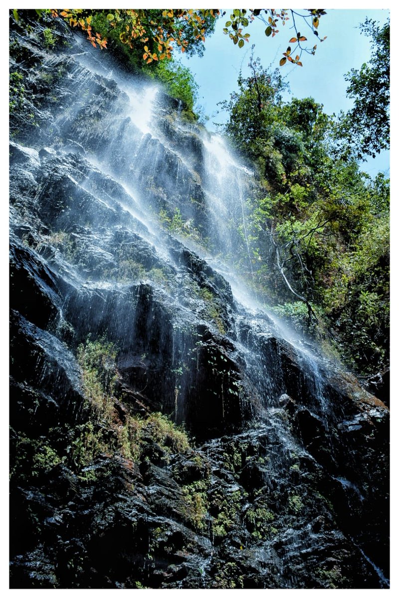 Manasdht's tweet photo. Scenic places in Joda #Odisha whch is renowned fr mining, shows it's ability to be a tourist Hotspot as well. With little development this cn be turned in2 a heaven @MoSarkar5T @TourismDptt @tourismgoi @CMO_Odisha @DistAdmKeonjhar #nature #Heaven #Barbil #tourism #jewel https://t.co/UeV469HfZE