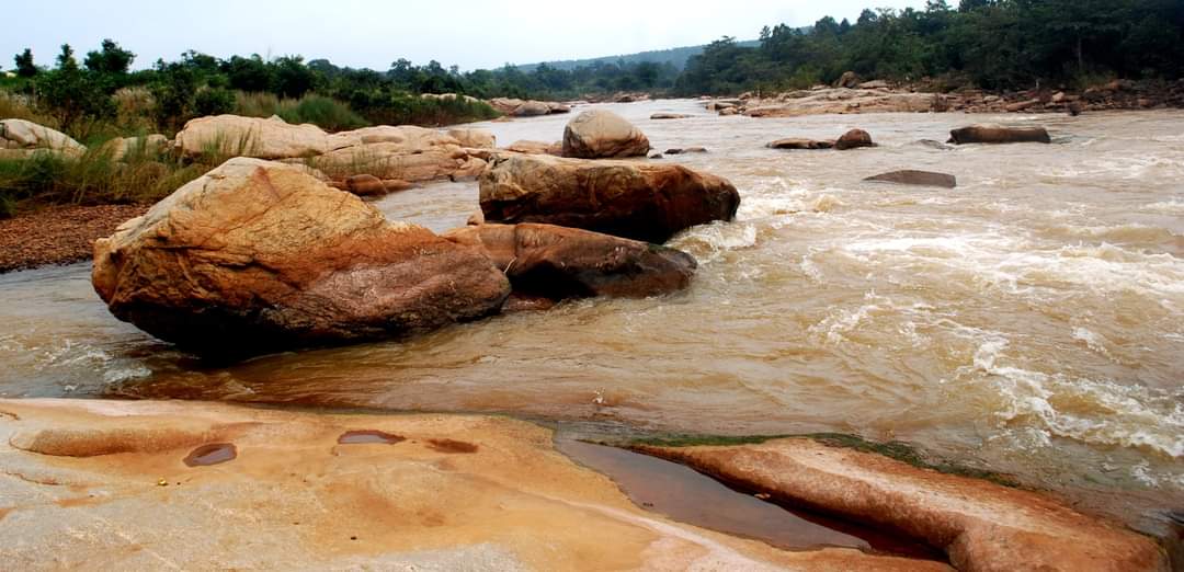 Manasdht's tweet photo. Scenic places in Joda #Odisha whch is renowned fr mining, shows it's ability to be a tourist Hotspot as well. With little development this cn be turned in2 a heaven @MoSarkar5T @TourismDptt @tourismgoi @CMO_Odisha @DistAdmKeonjhar #nature #Heaven #Barbil #tourism #jewel https://t.co/UeV469HfZE