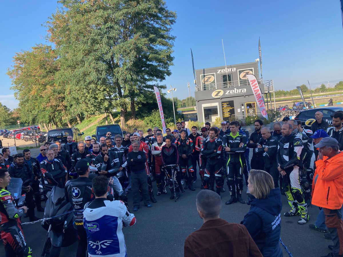 ThomasBaujard's tweet photo. #AMDM GPMAG était présent à la journée Open de Carole avec Kenny Foray et notre reporter Zef Enault. Les sociétaires ont bien roulé, et 2 d’entres eux se sont abonnés au mag. Bienvenue à eux ! Crédit photos TB https://t.co/S2ytd8SleC
